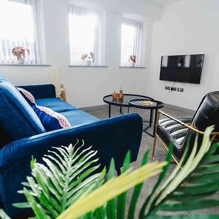 Stunning Luxury Stay By Vichy Кингстън ъпон Хъл Екстериор снимка